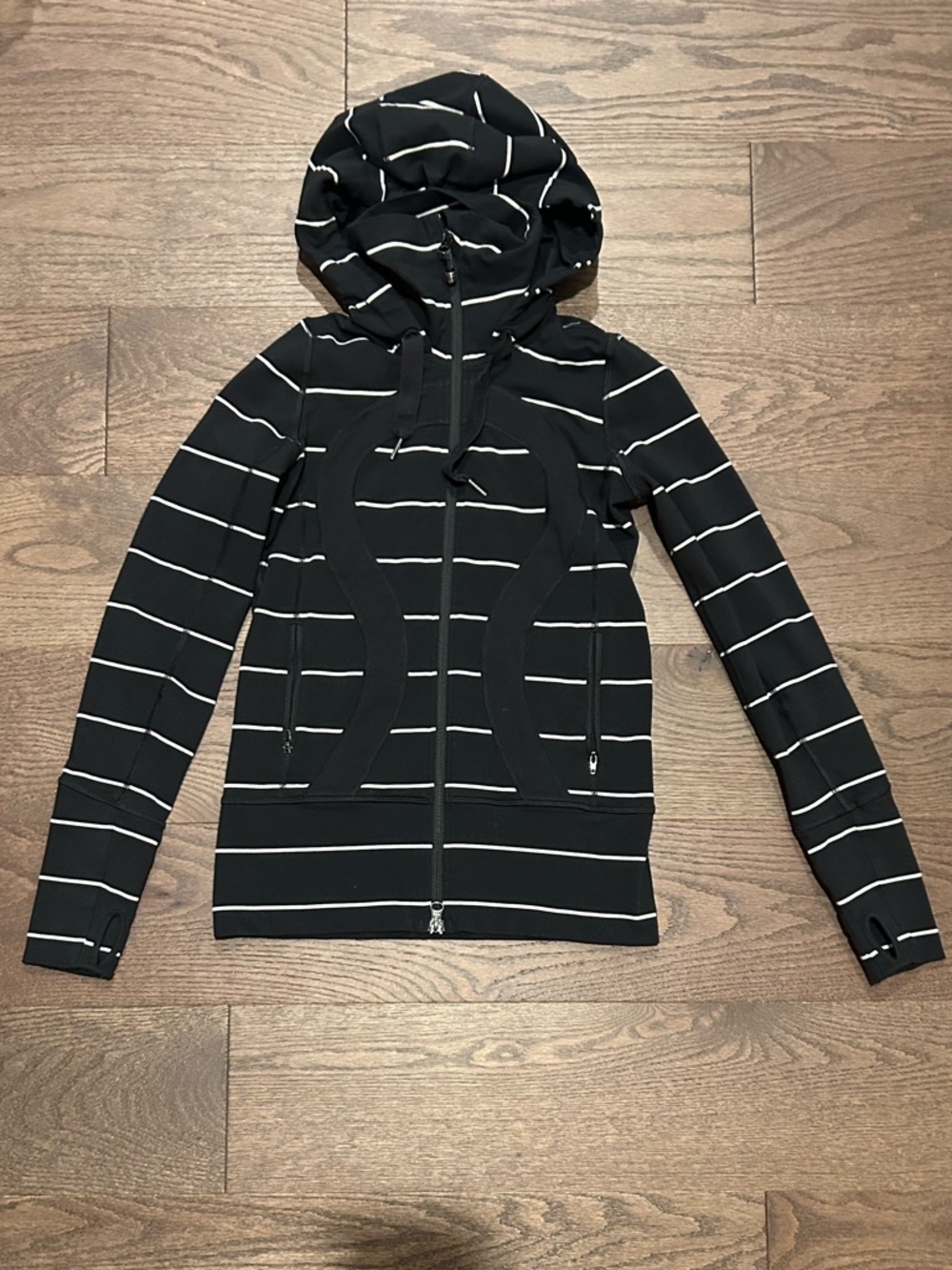 Lululemon Size 4 Stride Jacket